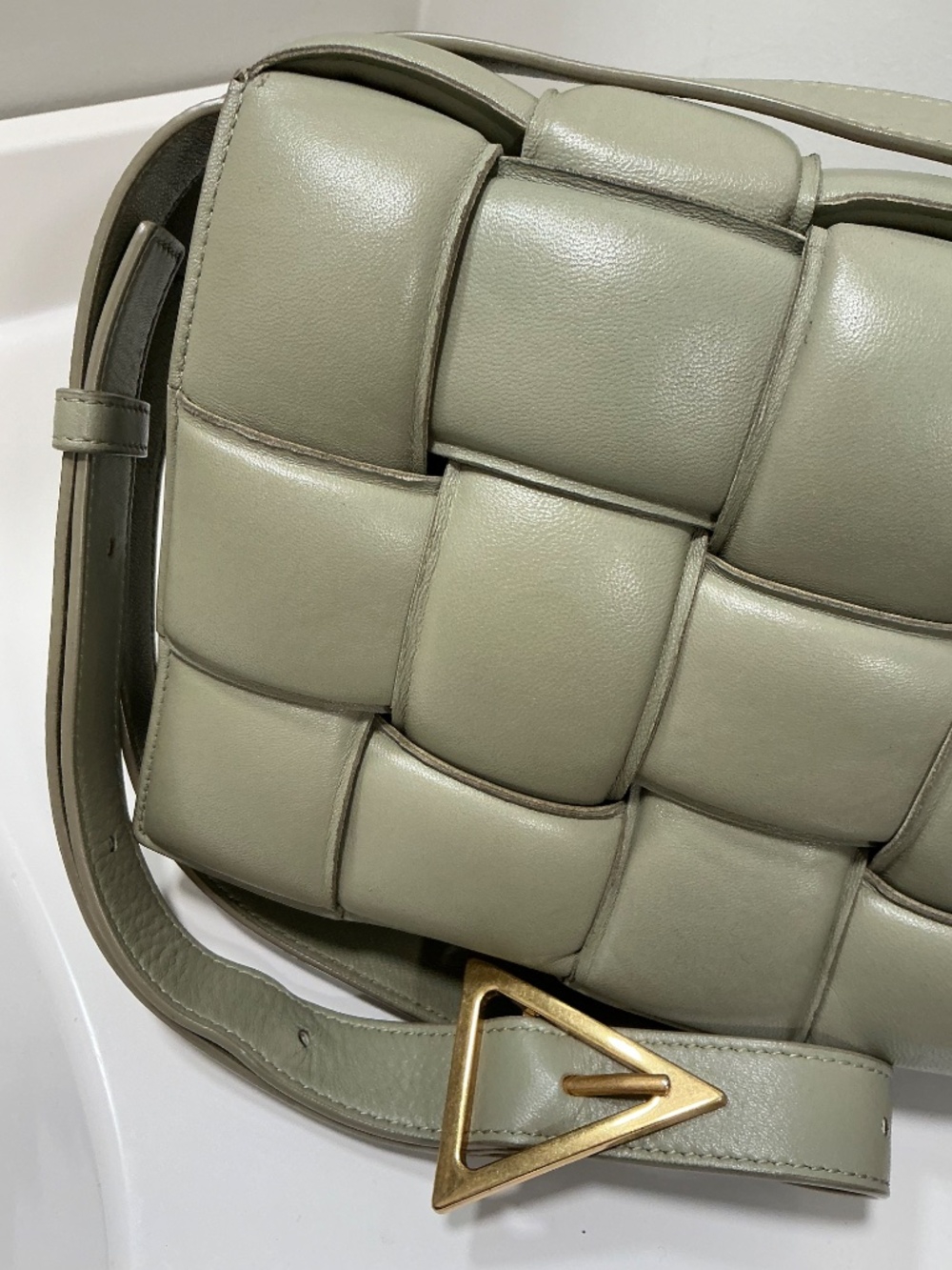 Bottega Venetta Padded Cassette Bag Sage green - Picture 3 of 13
